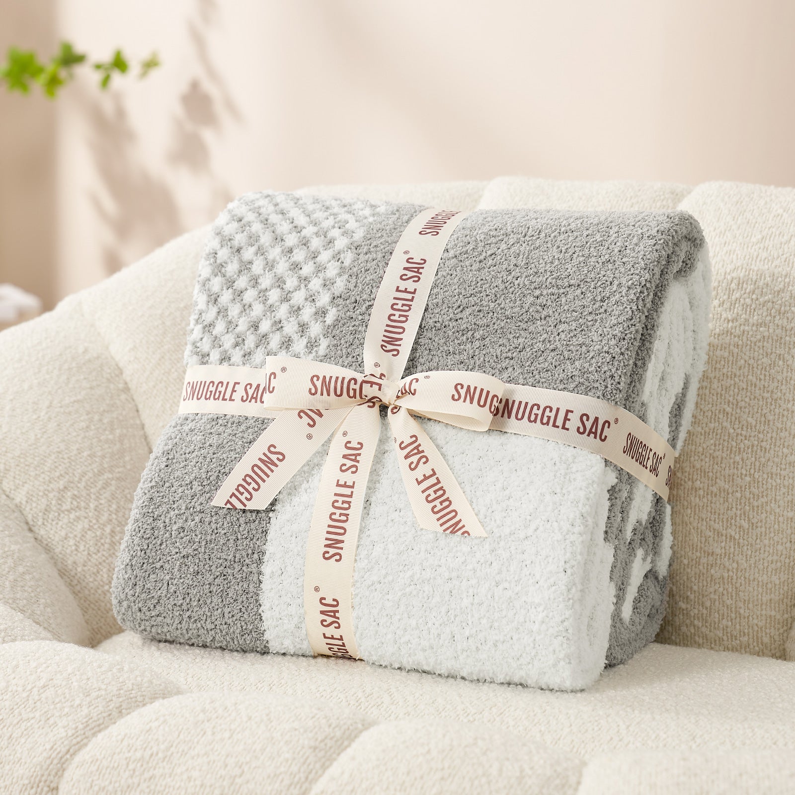 Snuggle Sacs Checkered Feather Yarn Knit Throw Blanket, wrapped with the ribbon as a perfect gift#Color_Grey