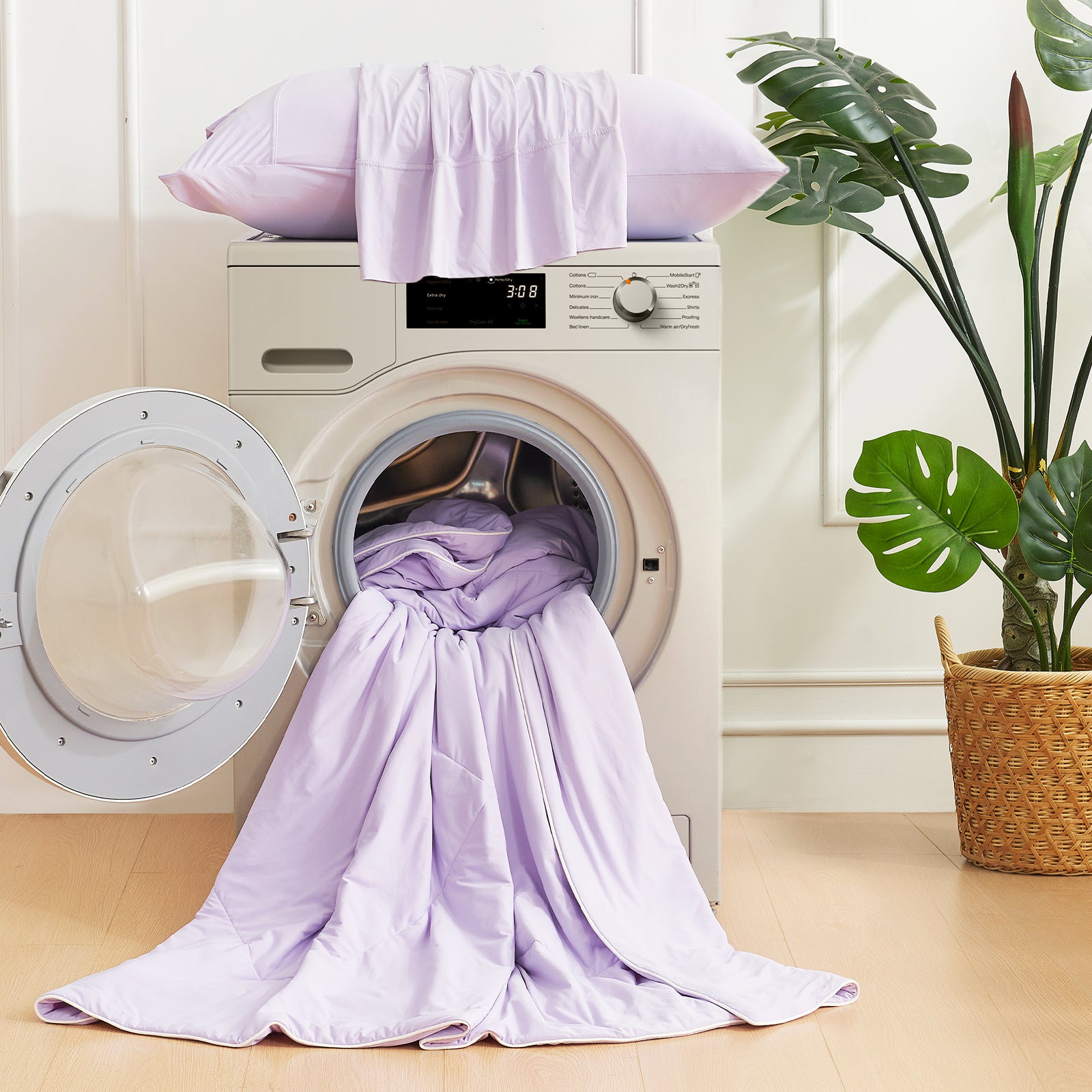 Machine washable Snuggle Sac cooling comforter for easy care#color_Purple