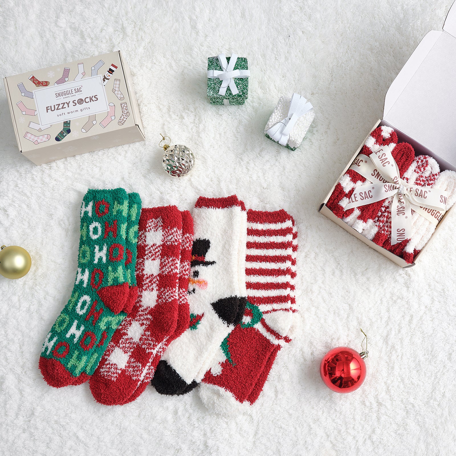 SnugChic Women Christmas Socks 4 pairs