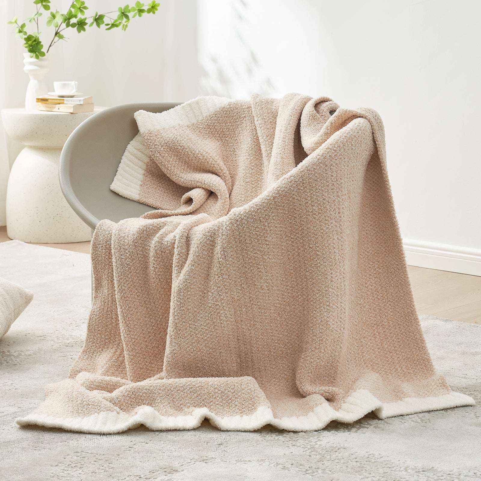 Snuggle Sac Heather Feather Yarn Cream/Beige Knit Throw Blanket  on the chair#color_Cream/Beige